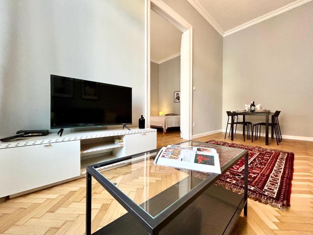 Gellert Danube Panorama Apartment Budapest Exterior photo