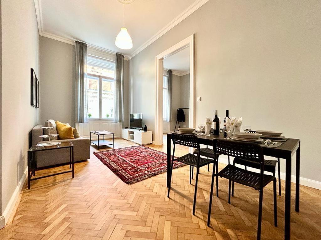 Gellert Danube Panorama Apartment Budapest Exterior photo
